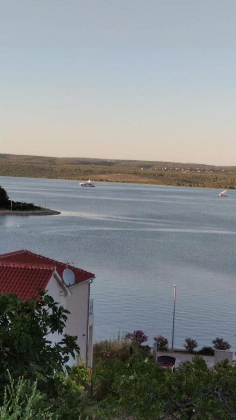 Raslina Sun Apartment Екстер'єр фото
